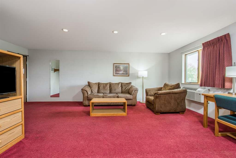 Public Area 3, Coratel Inn & Suites Stillwater, Washington