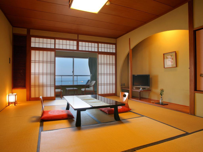 Bedroom 2, Awakan, Sumoto