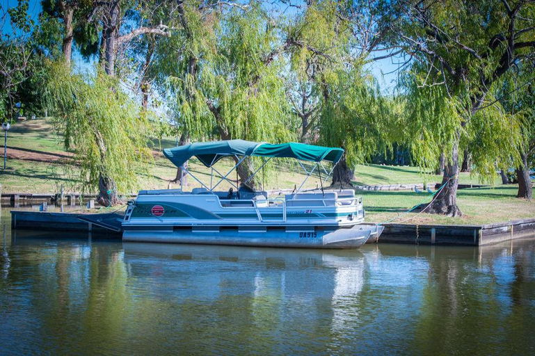 Food & Drinks 5, Capri Waters Country Club, Corowa