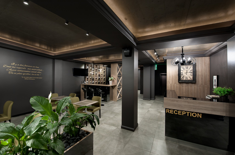 Public Area 2, Thomas Albert Hotel