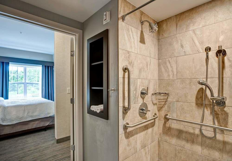 Bathroom 5, Residence Inn Hamilton, Mercer