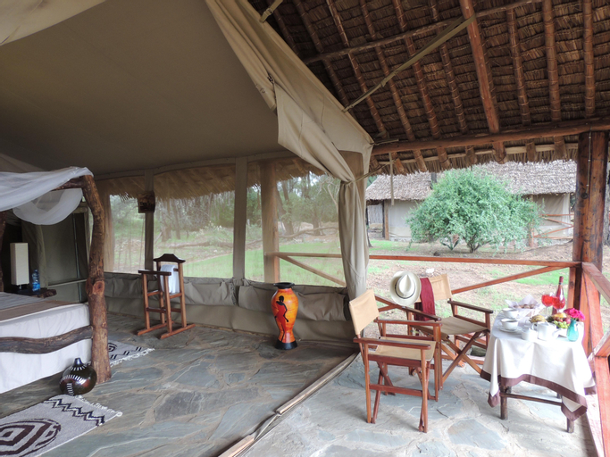 Loyk Tsavo Camp, Kibwezi East