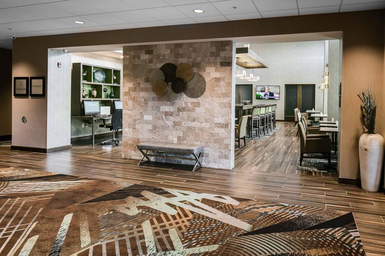 Public Area 2, Hampton Inn And Suites Hudson, Saint Croix