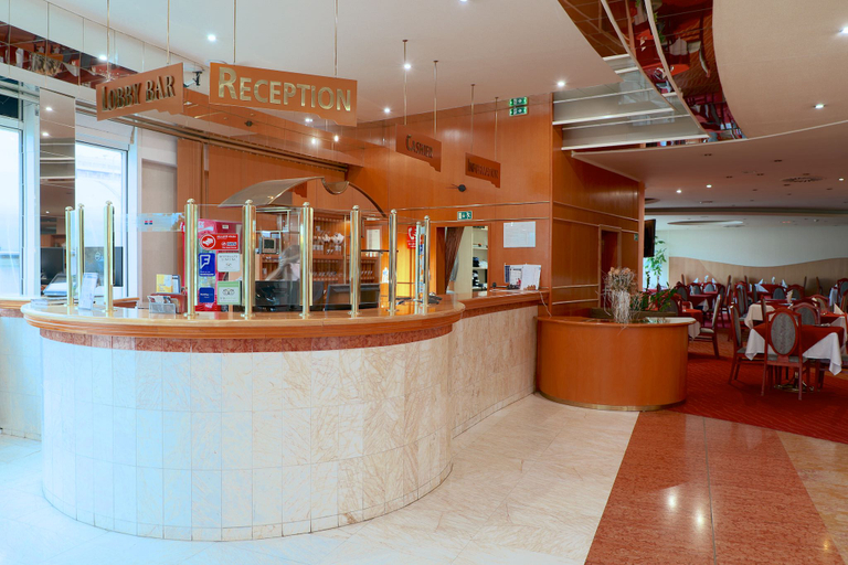 Public Area 5, Cosmopolitan Bobycentrum – Czech Leading Hotels, Brno