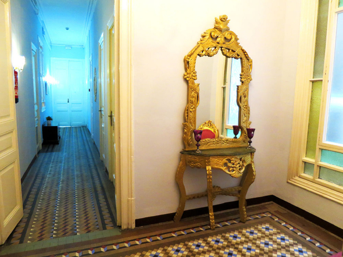 Exterior & Views 2, Hostal Balmes Centro, Barcelona