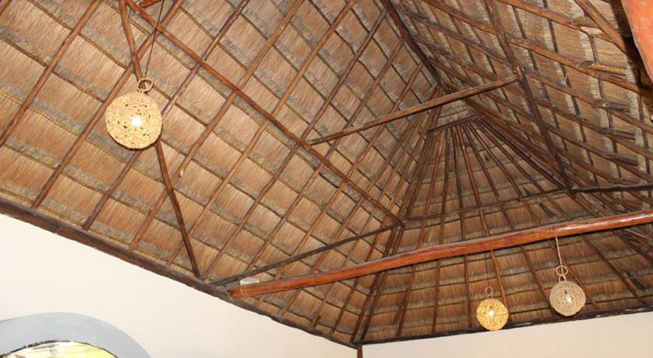 Public Area 2, Tubo Tulum Hostel - Unique Stay, Cozumel