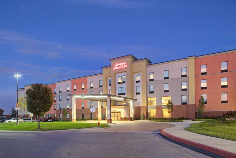 Exterior & Views 5, Hampton Inn & Suites Columbus Scioto Downs, Franklin