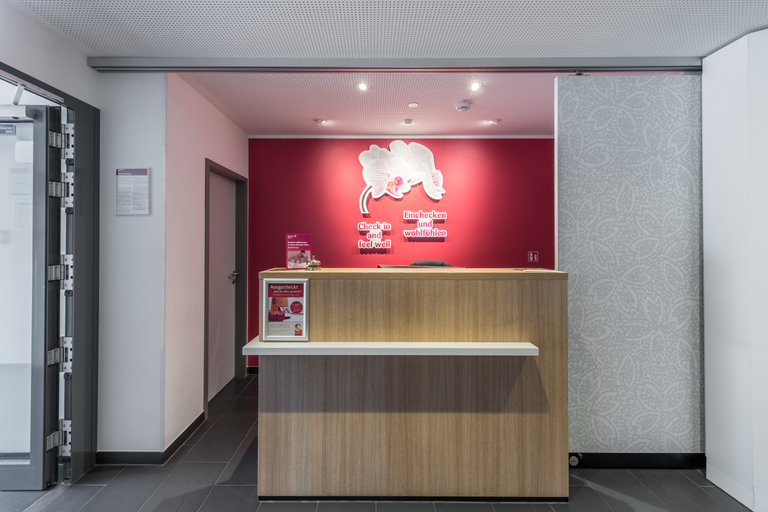 Public Area 2, Serways Hotel Weiskirchen, Offenbach
