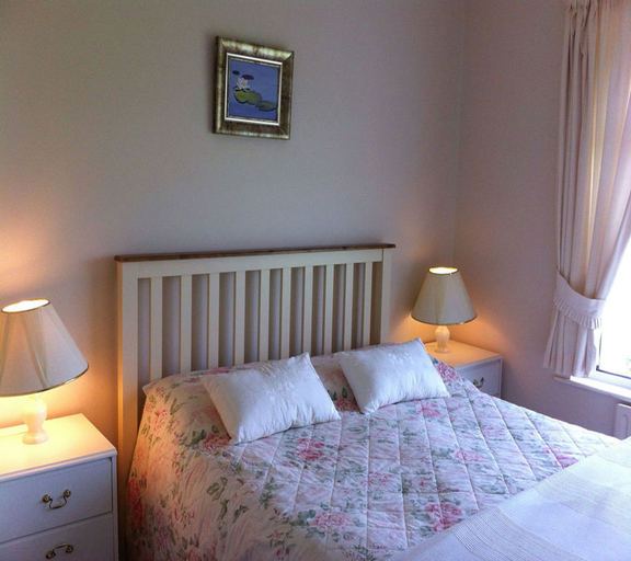 Bedroom 5, Sea Breeze Bed and Breakfast