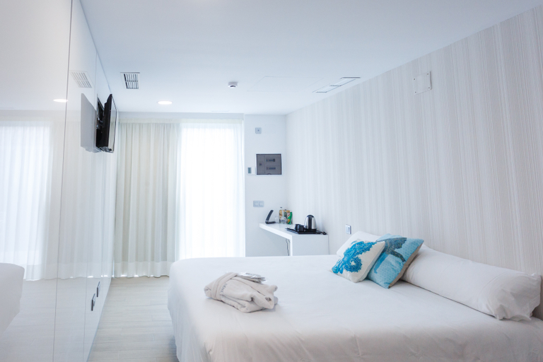 Bedroom 3, Seven Hotel & Wellness-Gay Men Only, Las Palmas