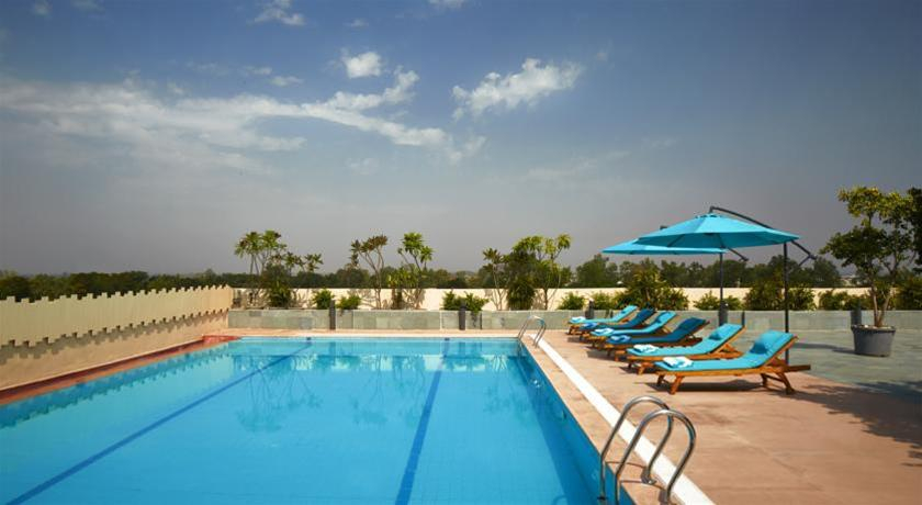 Sport & Beauty 4, Courtyard Bilaspur, Bilaspur