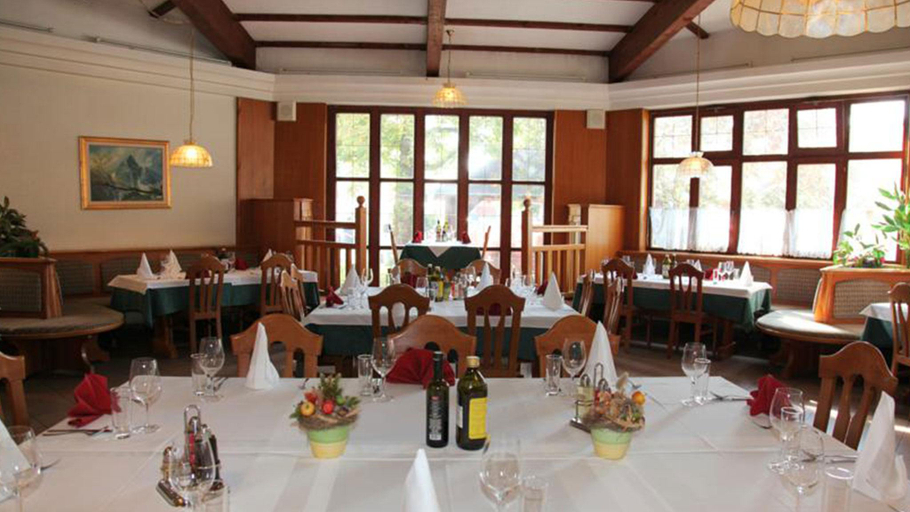 Food & Drinks 4, Hotel Marinsek, Naklo