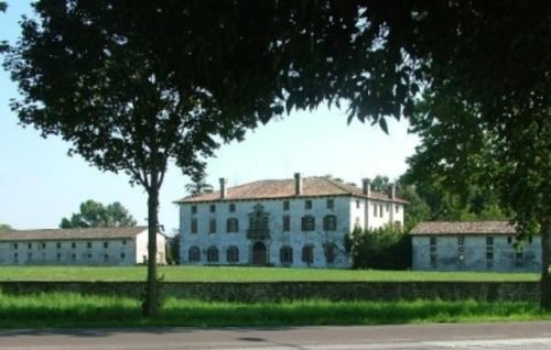 Villa Mainardi Agriturismo, Udine