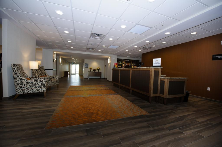 Public Area 2, Hampton Inn & Suites by Hilton Truro, Colchester