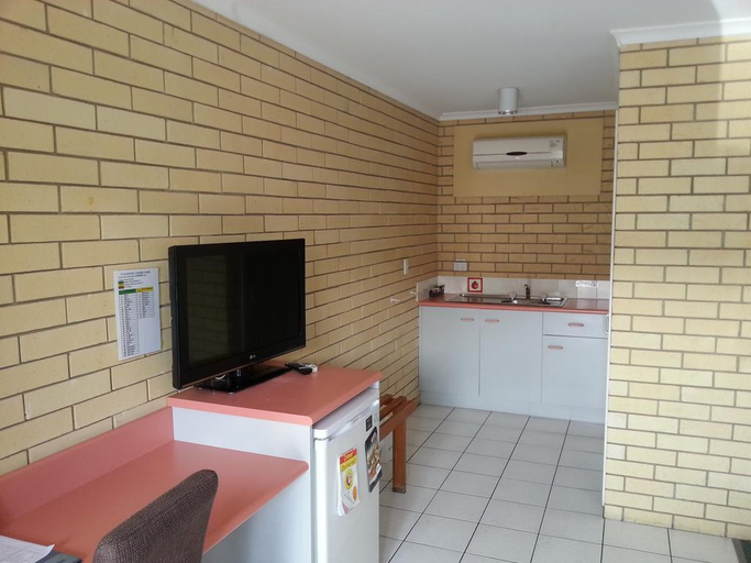 Exterior & Views 2, Beachside Motor Inn, Hervey Bay - Pt A