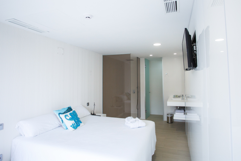 Bedroom 3, Seven Hotel & Wellness-Gay Men Only, Las Palmas
