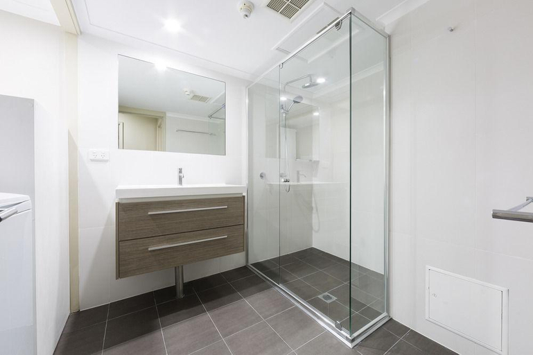 Bathroom 4, Pinnacle Apartments, Canberra