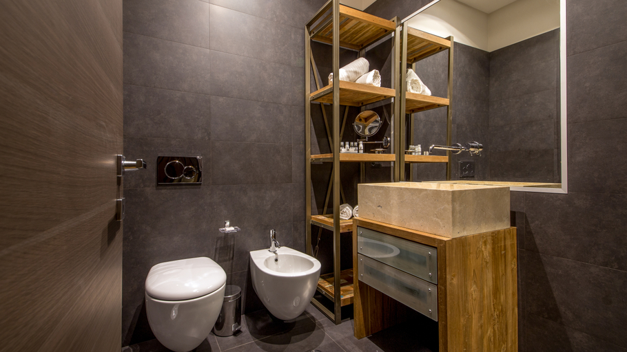 Bathroom, QT Suites Roma, Rome
