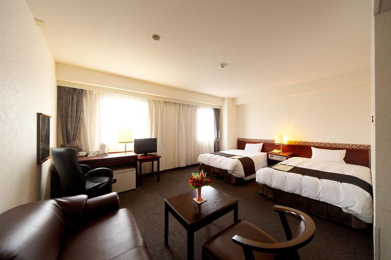 Exterior & Views 4, Kochi Sunrise Hotel, Kōchi
