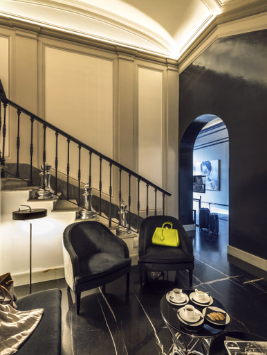 Public Area 4, The Glam, Roma