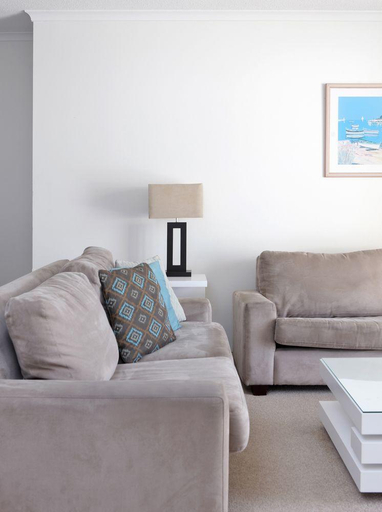 Public Area, Macquarie Lodge, Noosa - Noosa-Noosaville