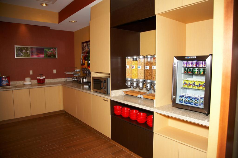 Food & Drinks 5, TownePlace Suites Hobbs, Lea