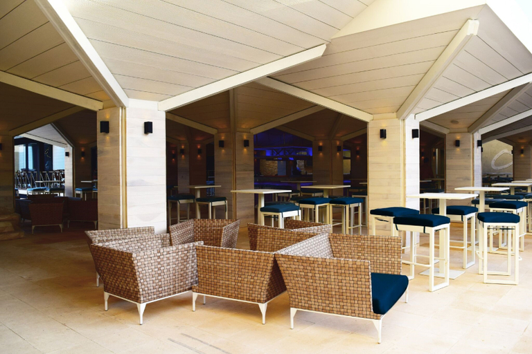Public Area 4, Royalton Blue Waters Autograph All-Inclusive Resor