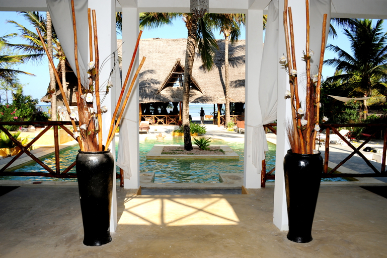 Public Area 4, Sahari Zanzibar, Kusini