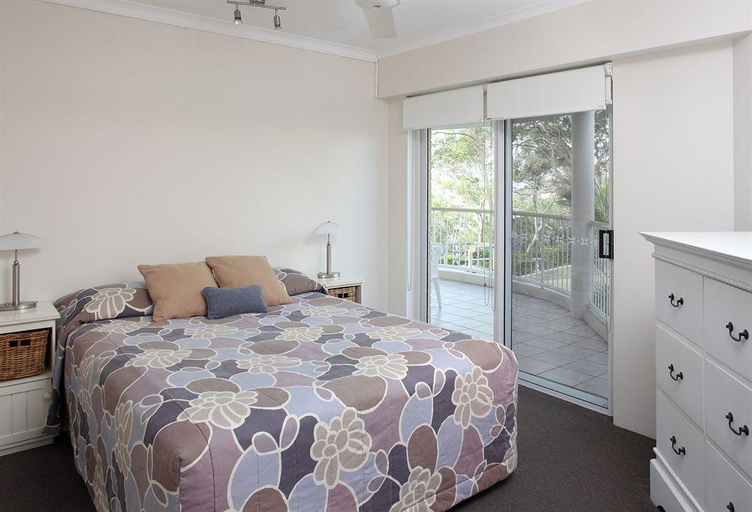 Bedroom 4, Macquarie Lodge, Noosa - Noosa-Noosaville