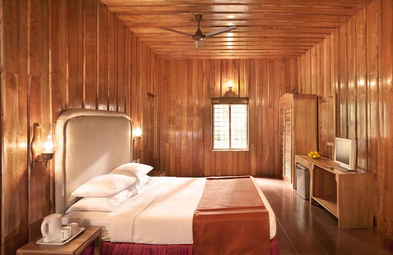 Sterling Woods N` Spice, Thekkady, Theni