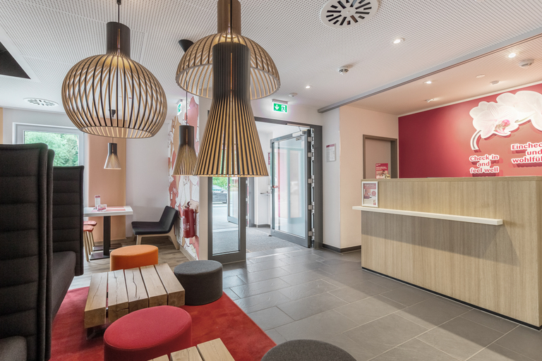 Public Area 2, Serways Hotel Weiskirchen, Offenbach