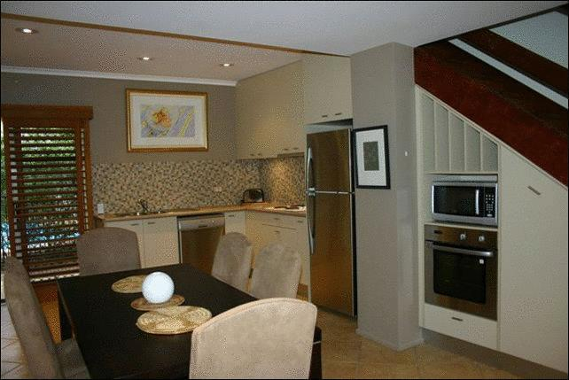 Exterior & Views 2, Noosa Shores Resort, Noosa - Noosa-Noosaville