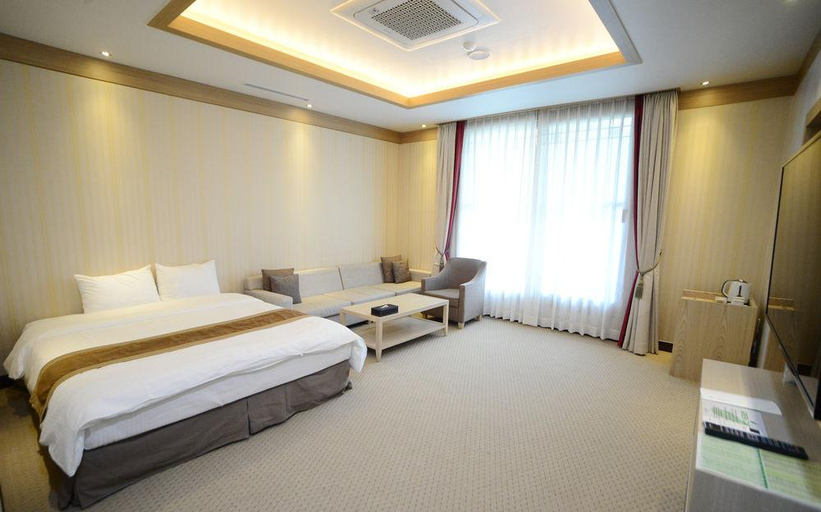 Bedroom 3, U Castle Hotel, Yeosu