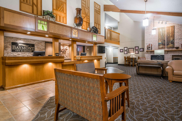 Public Area 2, Baymont by Wyndham Owatonna, Steele
