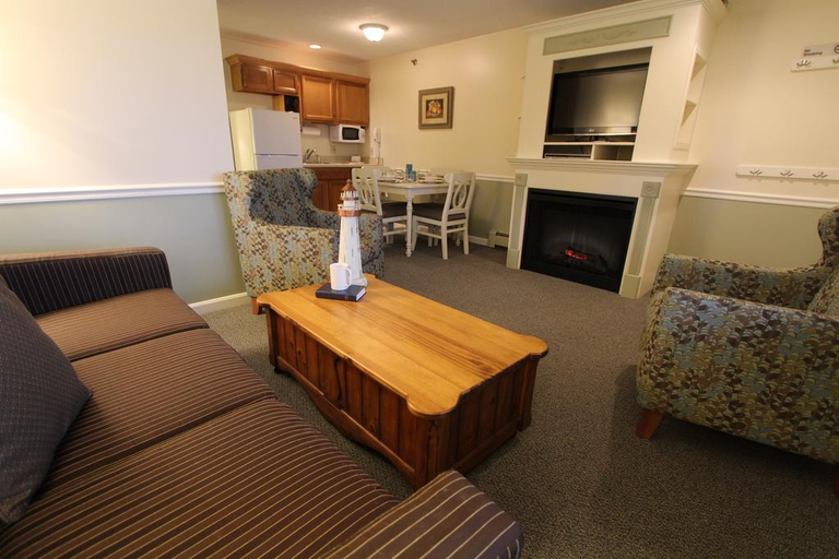 Public Area 2, InnSeason Resorts The Falls at Ogunquit, York