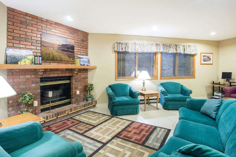 Public Area 3, Super 8 By Wyndham Wautoma, Waushara