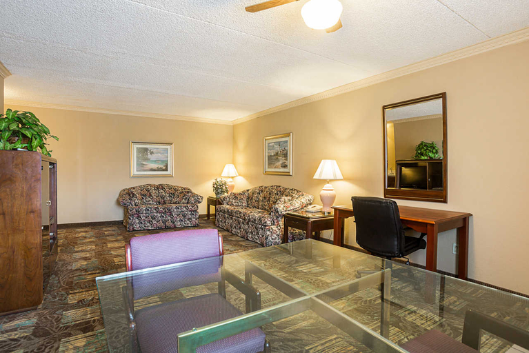 Public Area, Quality Inn Hurricane Mills, Humphreys