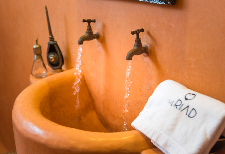 Bathroom 2, The Riad, Cádiz