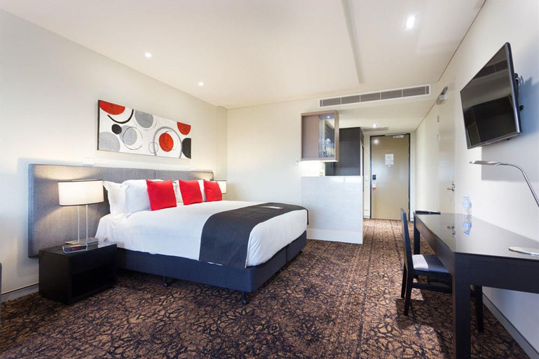 Bedroom 3, Calamvale Hotel Suites and Conference Centre, Calamvale
