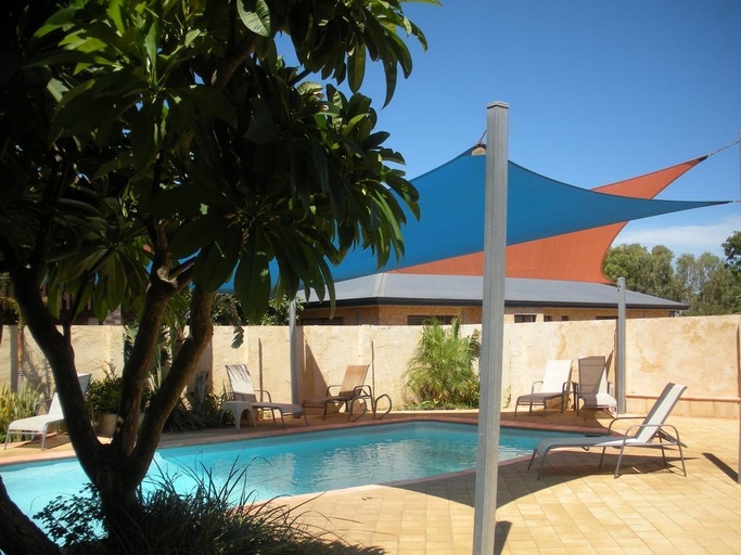 Sport & Beauty 4, Kalbarri Seafront Villas, Northampton