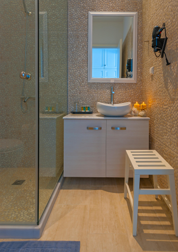 Bathroom 5, Cape Mykonos, South Aegean