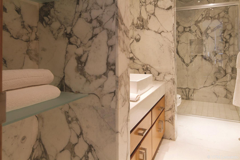 Bathroom 4, Pennsylvania Suites, Mexico City