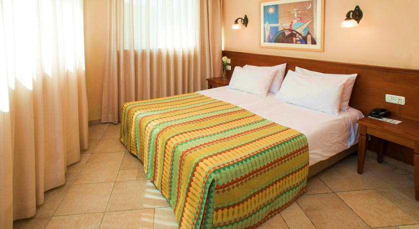 Bedroom 2, Palatin Hotel