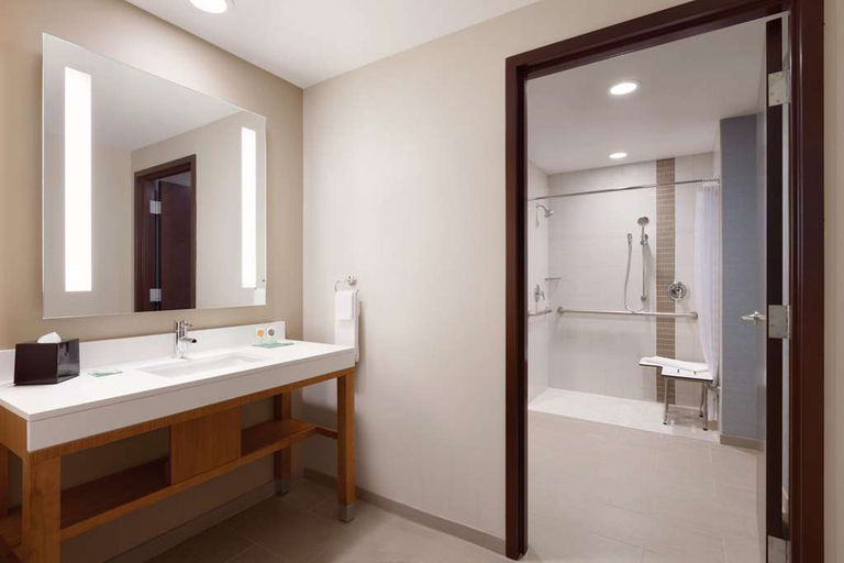 Bathroom 5, Hyatt Place St Louis Chesterfield, Saint Louis
