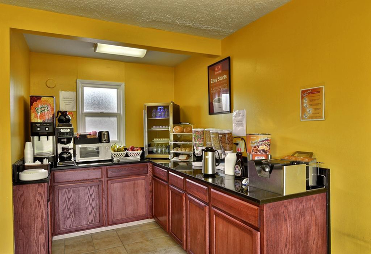Food & Drinks, Econo Lodge Woodstock - Shenandoah Valley I-81, Shenandoah