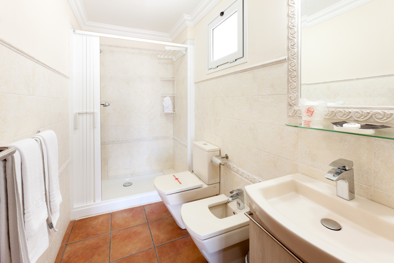 Bathroom, Terrazas Los Gigantes, Santa Cruz de Tenerife