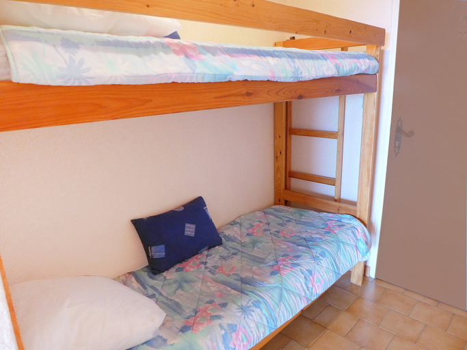 Bedroom, Apartment Le Domaine de la Croisette by Interhome, Var