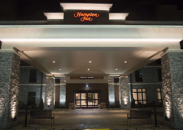Public Area 2, Hampton Inn Lexington Medical Center, Fayette