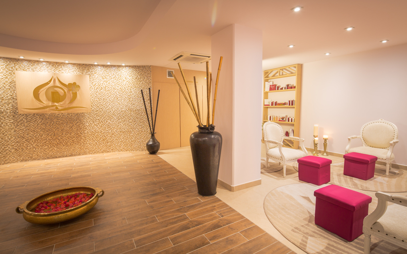 Public Area 4, Akoya Hotel & Spa, Saint-Paul