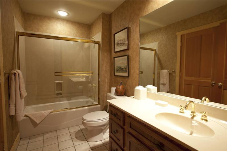 Bathroom 5, Snowdrift Cabin , San Miguel